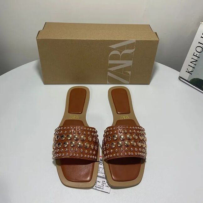 Zara углааш
