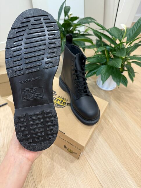 Dr martens 1460 mono