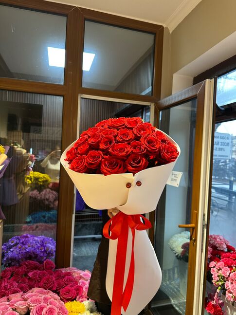 Red rose only 25 