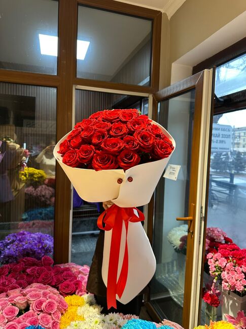 Red rose only 25 
