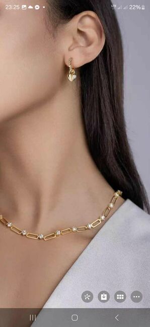 Мойзенит алмазан зүүлт