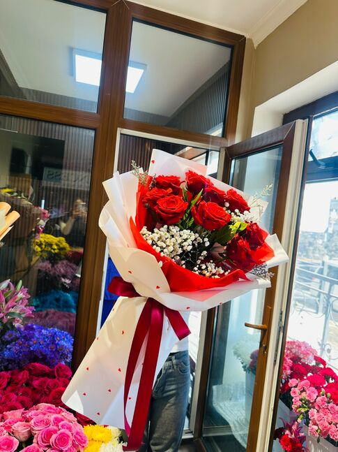 Red rose only 9 