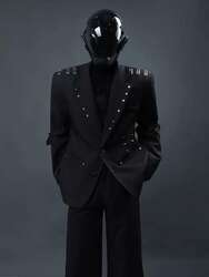 Cool black blazer