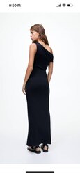 Long dress with an asymmetric neckline