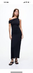 Long dress with an asymmetric neckline