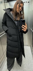 Water and wind proof hooded puffer jacket
