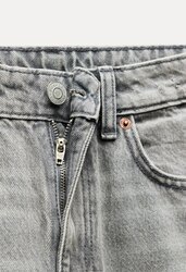 Mom fit high waist jeans