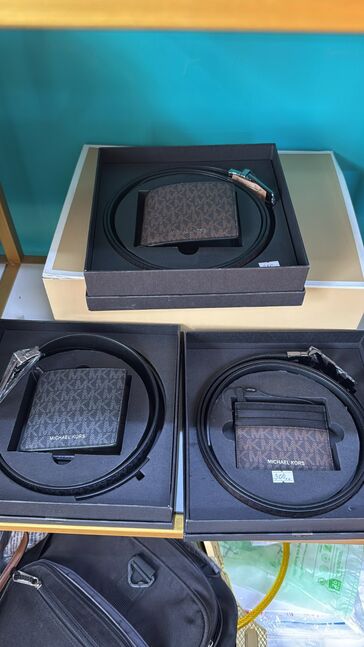 Mk gift set