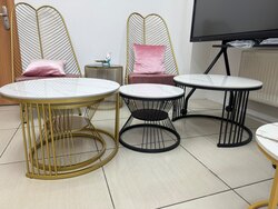 Чулуун тавцантай хар хөлтэй ширээ