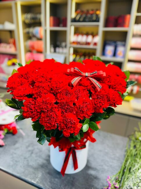Valentine's hearth bouquet 51pcs 