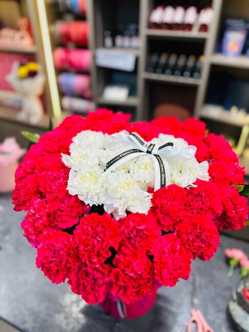 Valentine's hearth bouquet 44pcs 