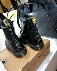 Dr martens 1460 keith haring