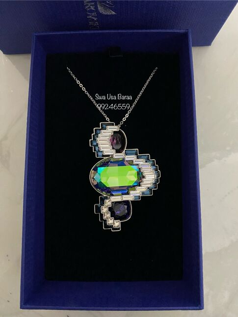 Swarovski- supernova pendant