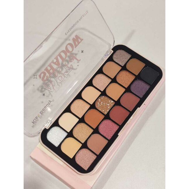 Kiss beauty нүдний тень