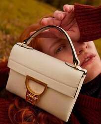 Coccinelle гар цүнх