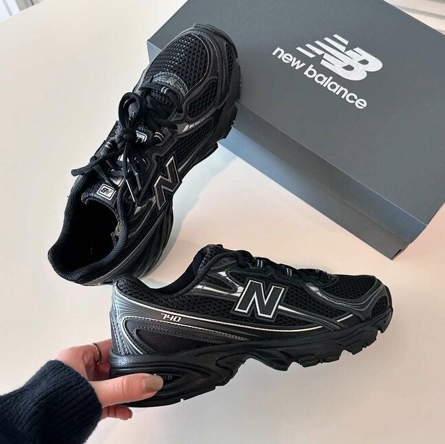 New balance  740