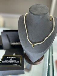 Chanel сувдан хүзүүний зүүлт