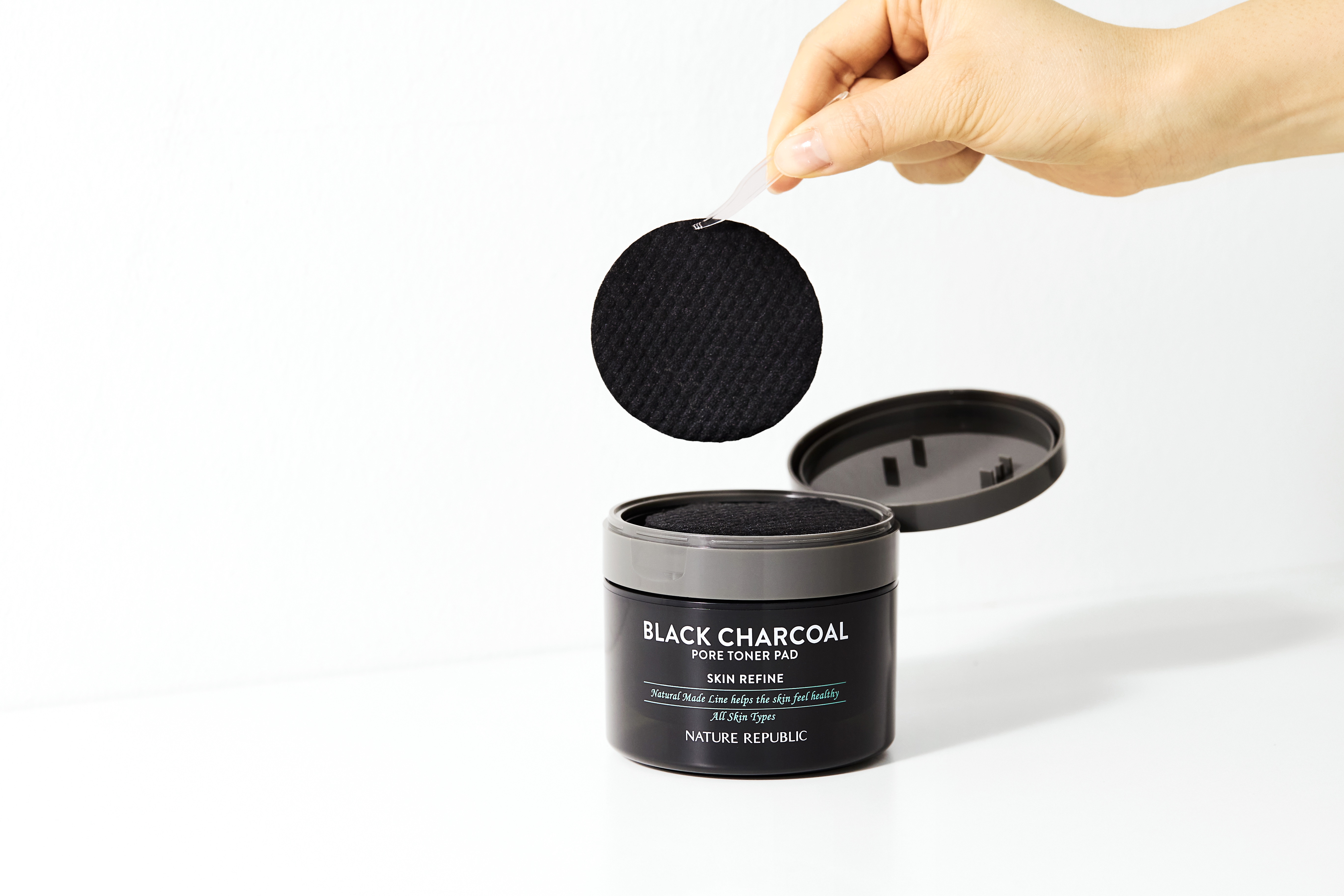 BAMBOO CHARCOAL PORE TONER PAD