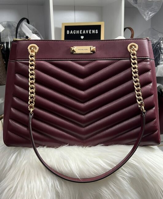 Michael kors tote