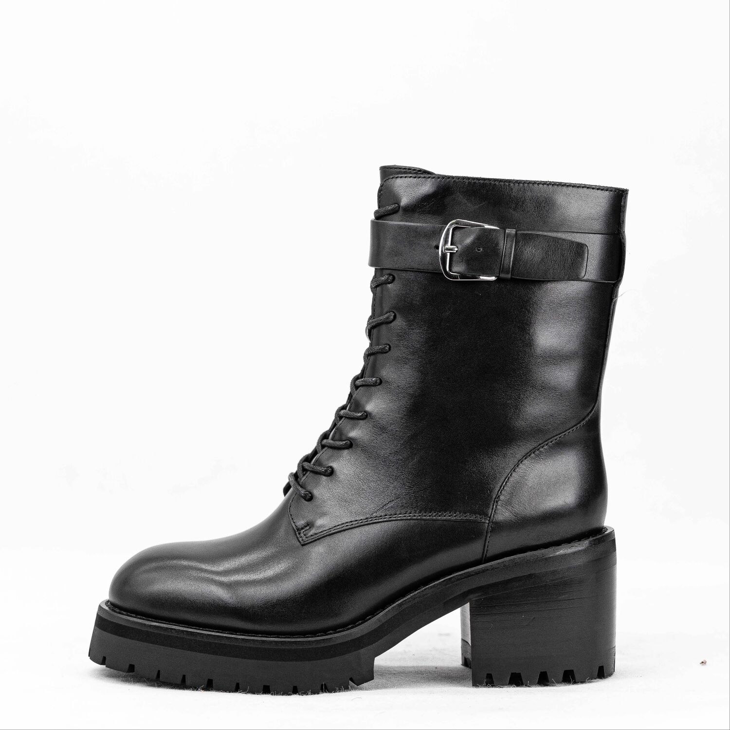Sasha Fabiani WOMEN WINTER ANKLE BOOTS