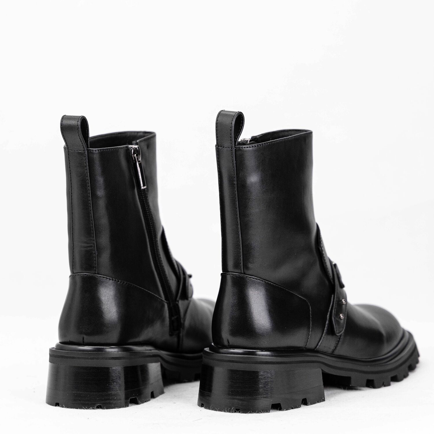 Sasha Fabiani WOMEN WINTER ANKLE BOOTS