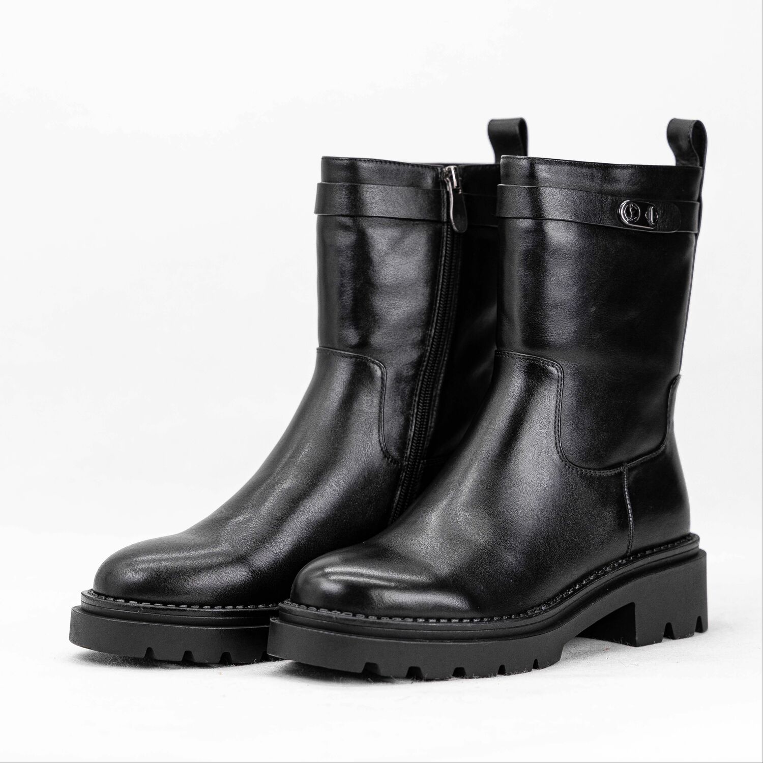 Sasha Fabiani WOMEN WINTER ANKLE BOOTS