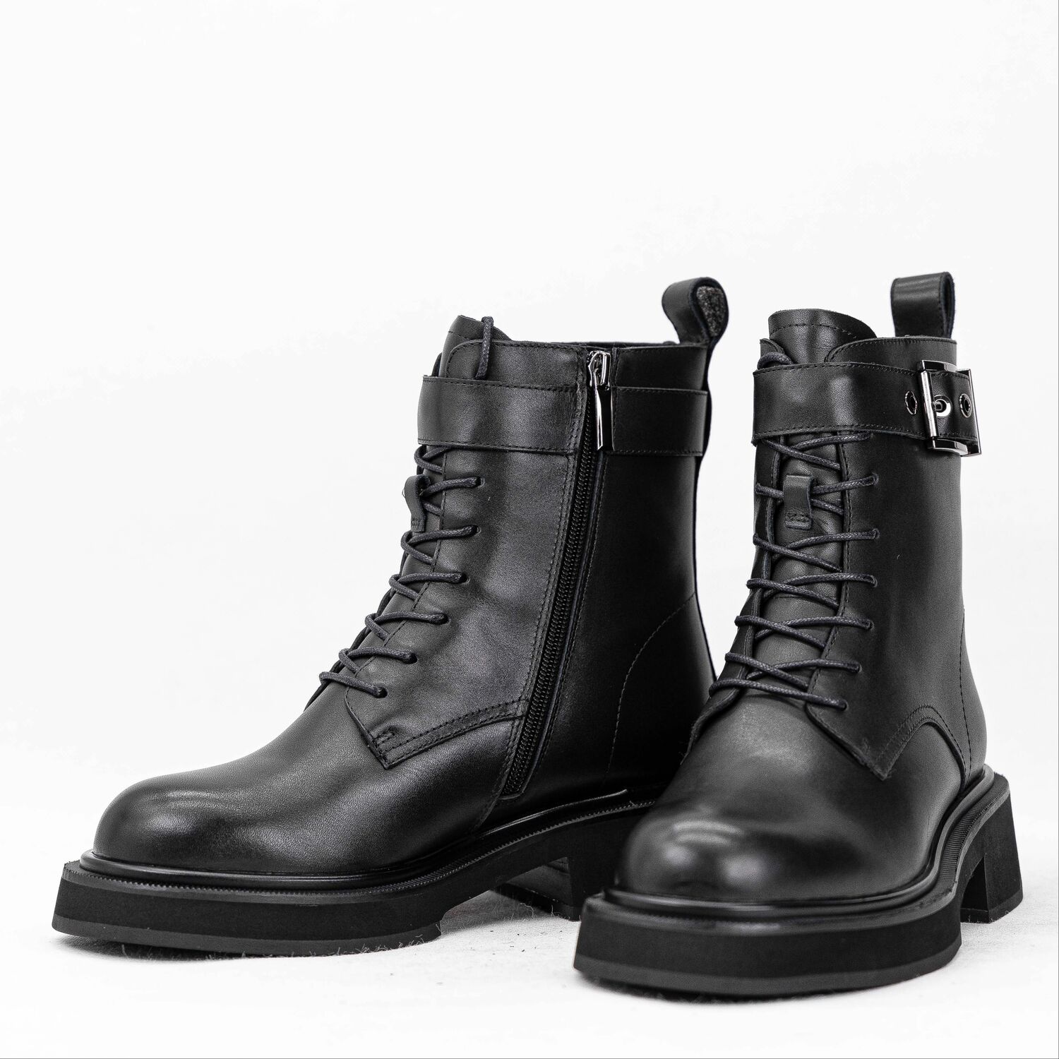 Sasha Fabiani WOMEN WINTER ANKLE BOOTS