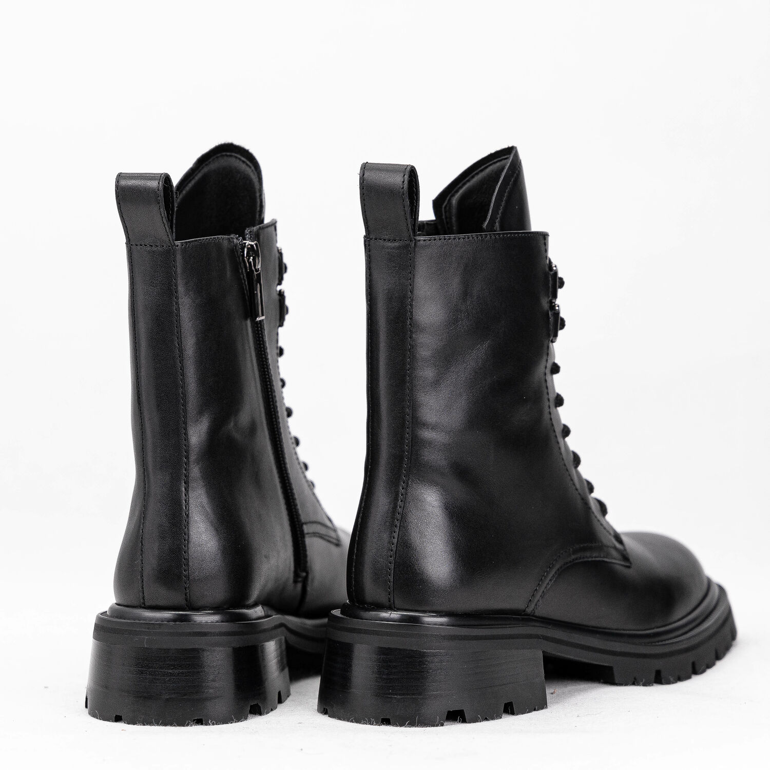 Sasha Fabiani WOMEN WINTER ANKLE BOOTS