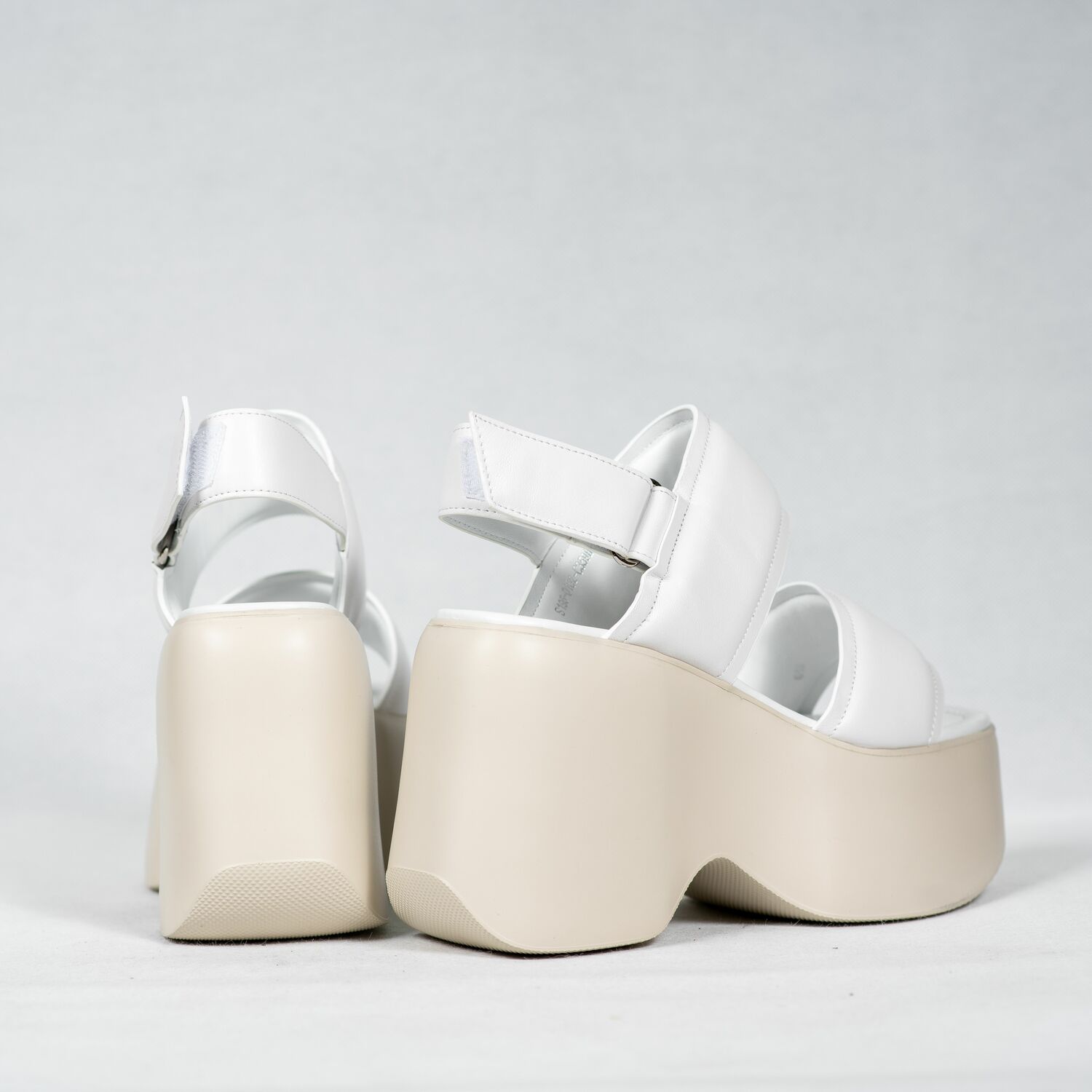 Sasha Fabiani WOMEN HEELED SANDALS
