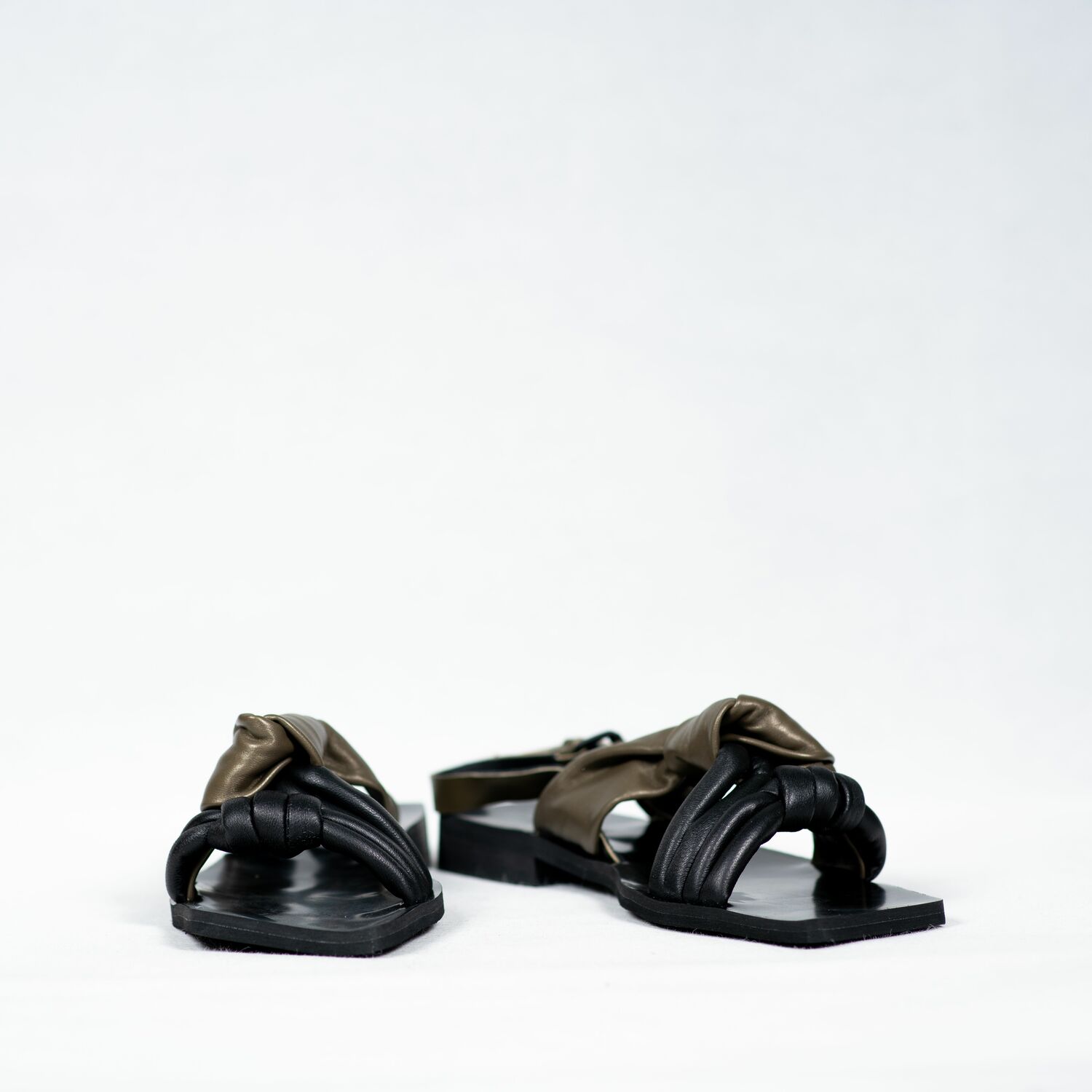 Sasha Fabiani WOMEN SANDALS