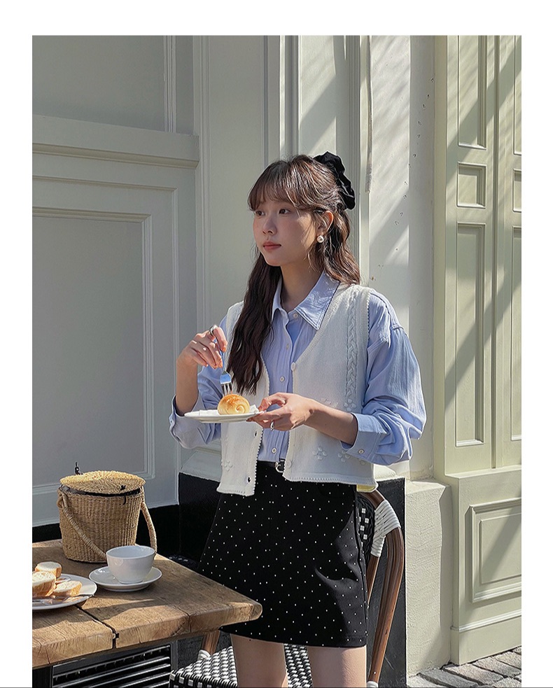 BLACK MINI RETRO DOT SKIRT