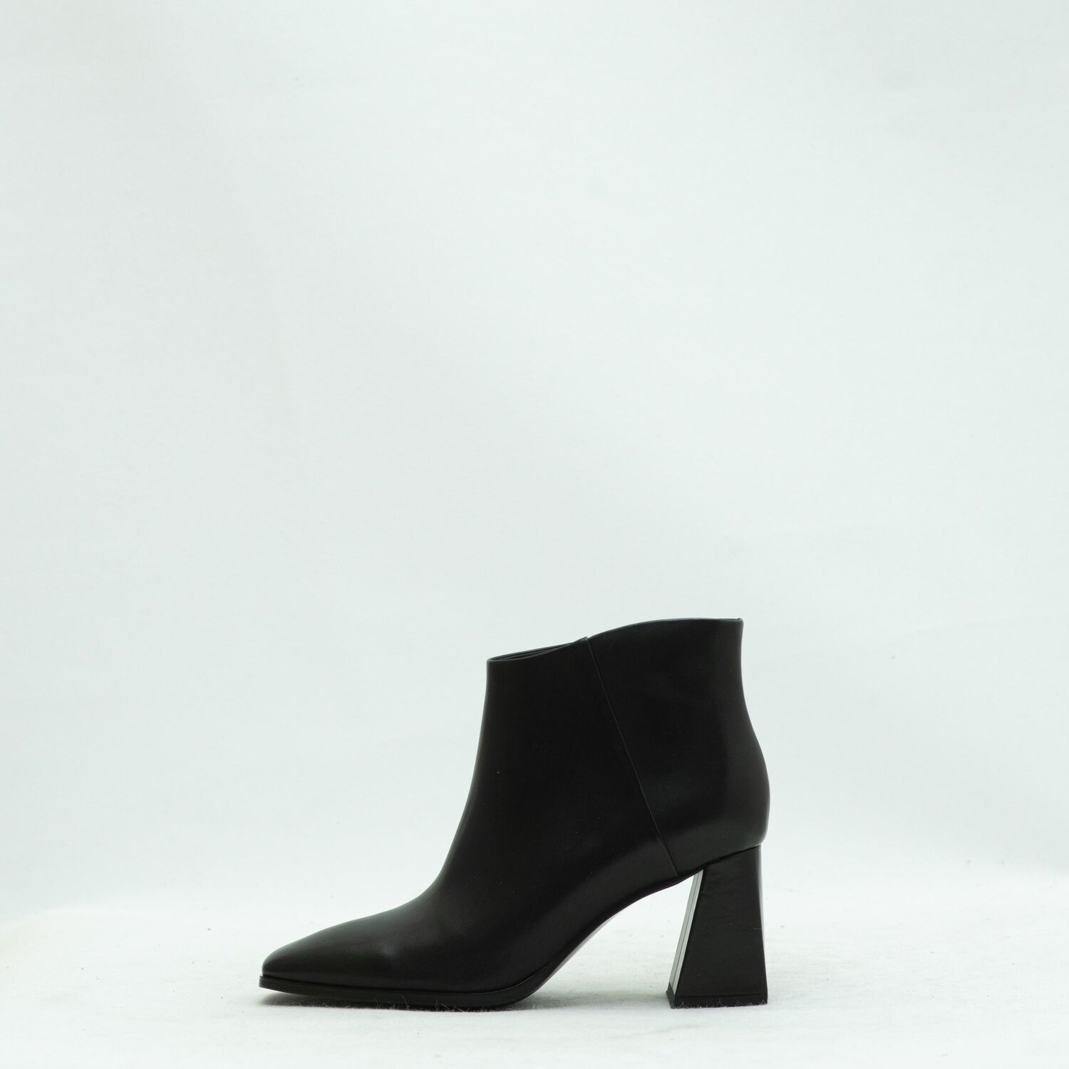 CINDY C ERIC WOMEN ANKLE BOOTS