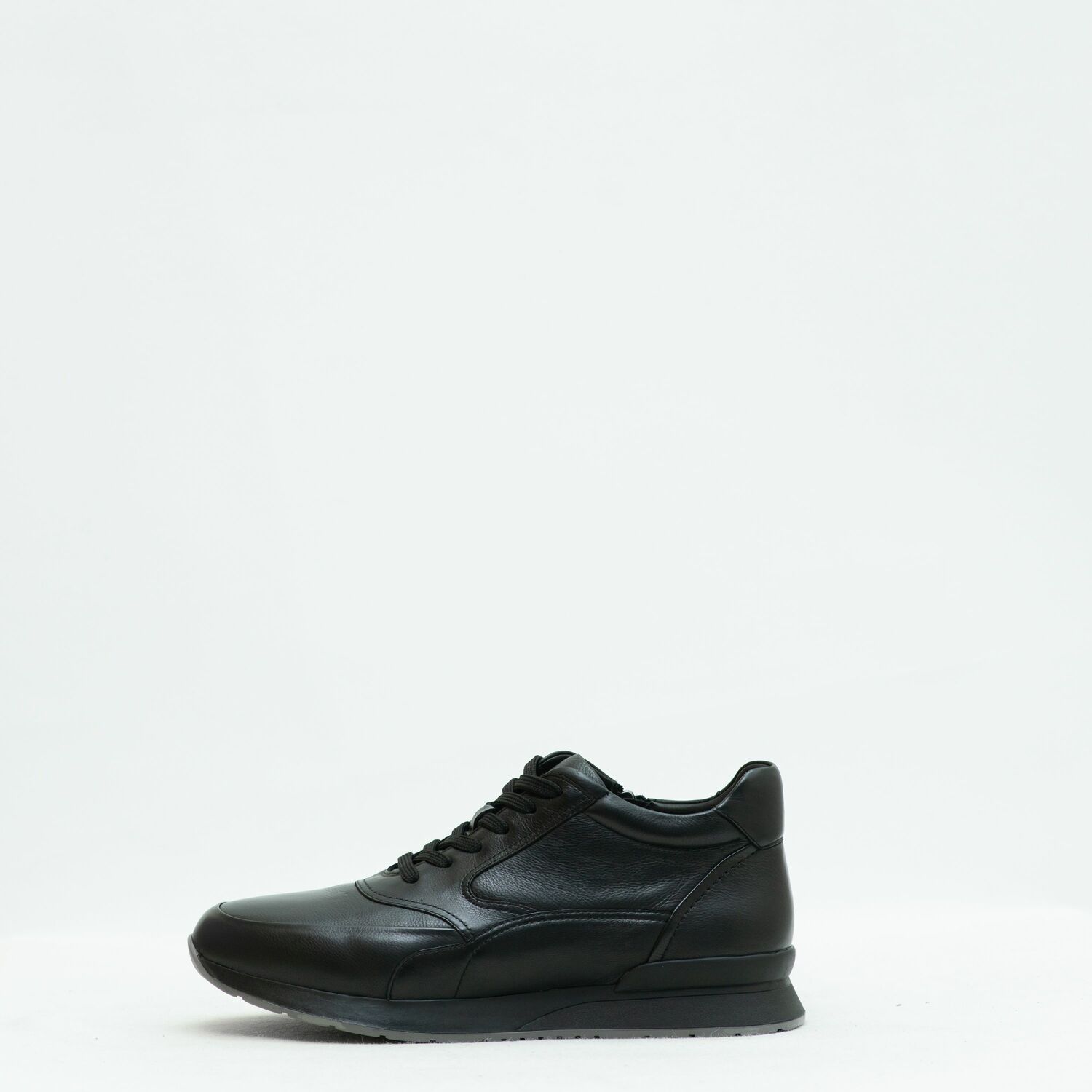 CINDY C ERIC MEN SNEAKERS