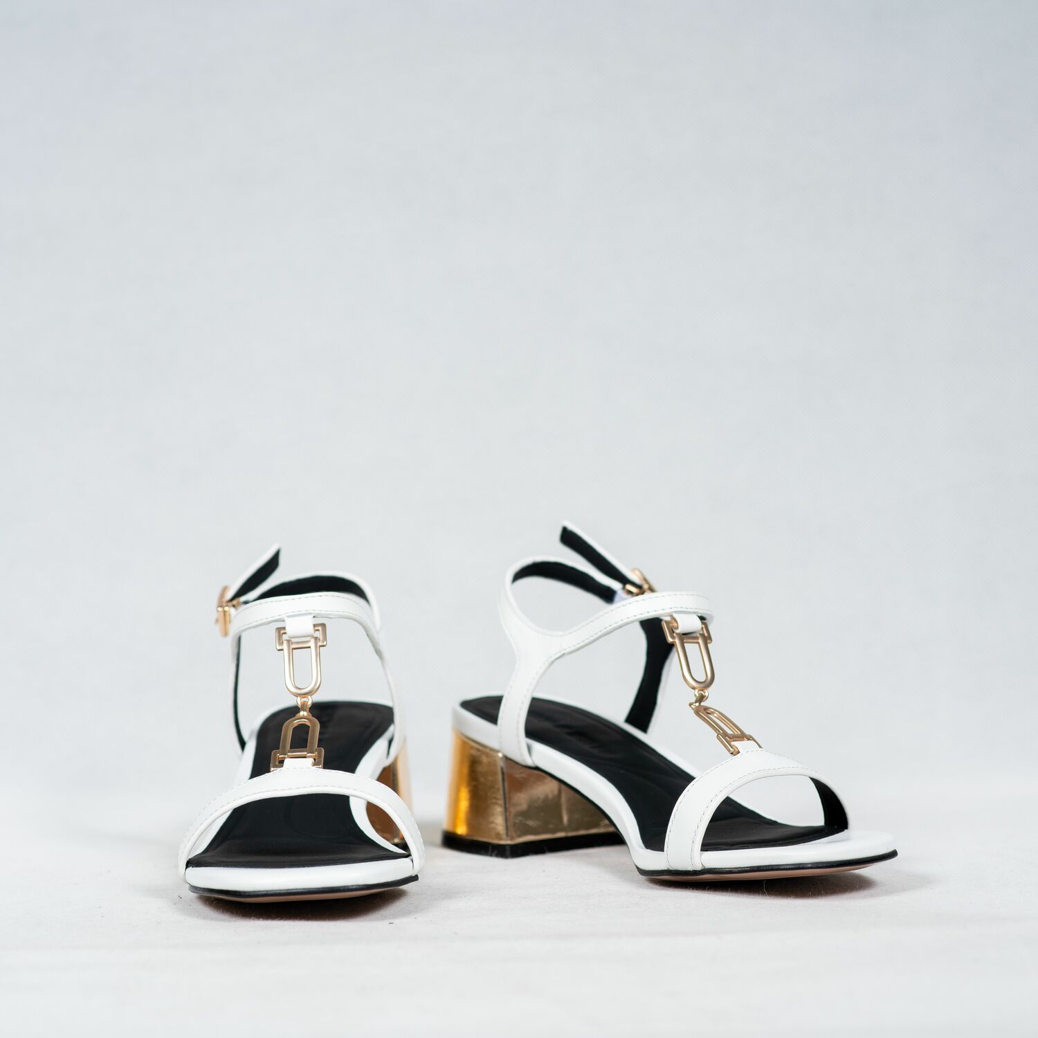 CINDY C ERIC WOMEN HEELED SANDALS