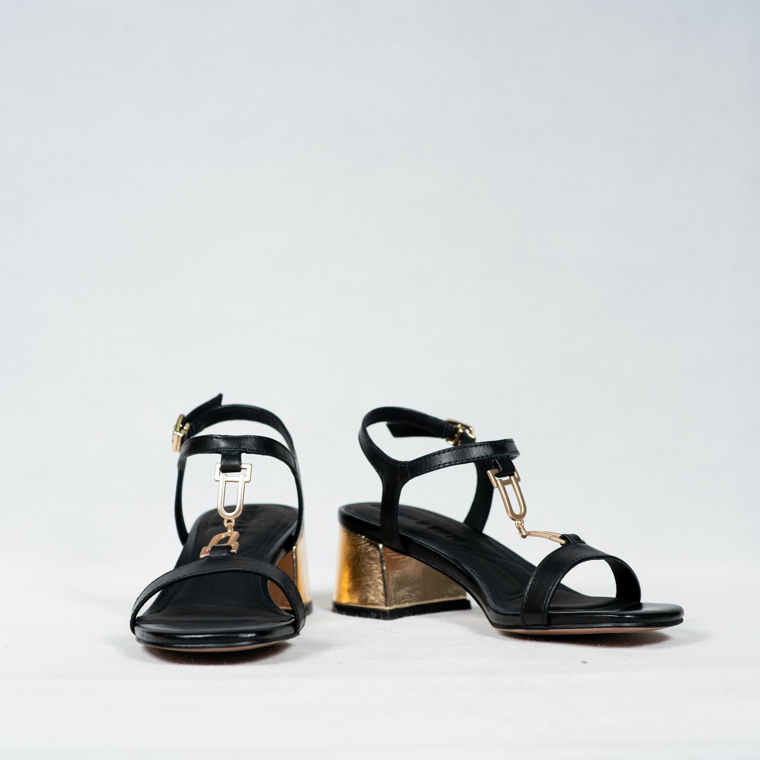 CINDY C ERIC WOMEN HEELED SANDALS