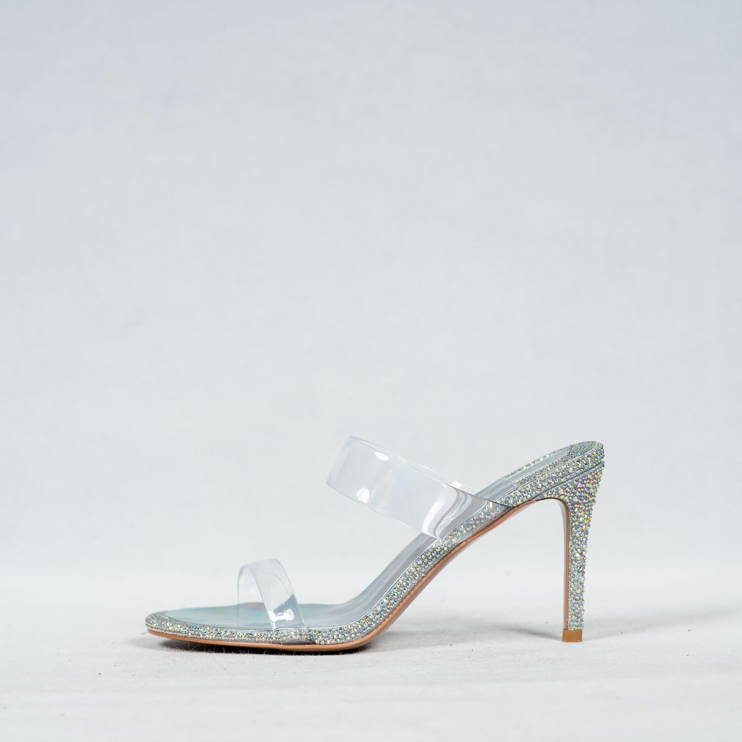 CINDY C ERIC WOMEN HEELED SANDALS