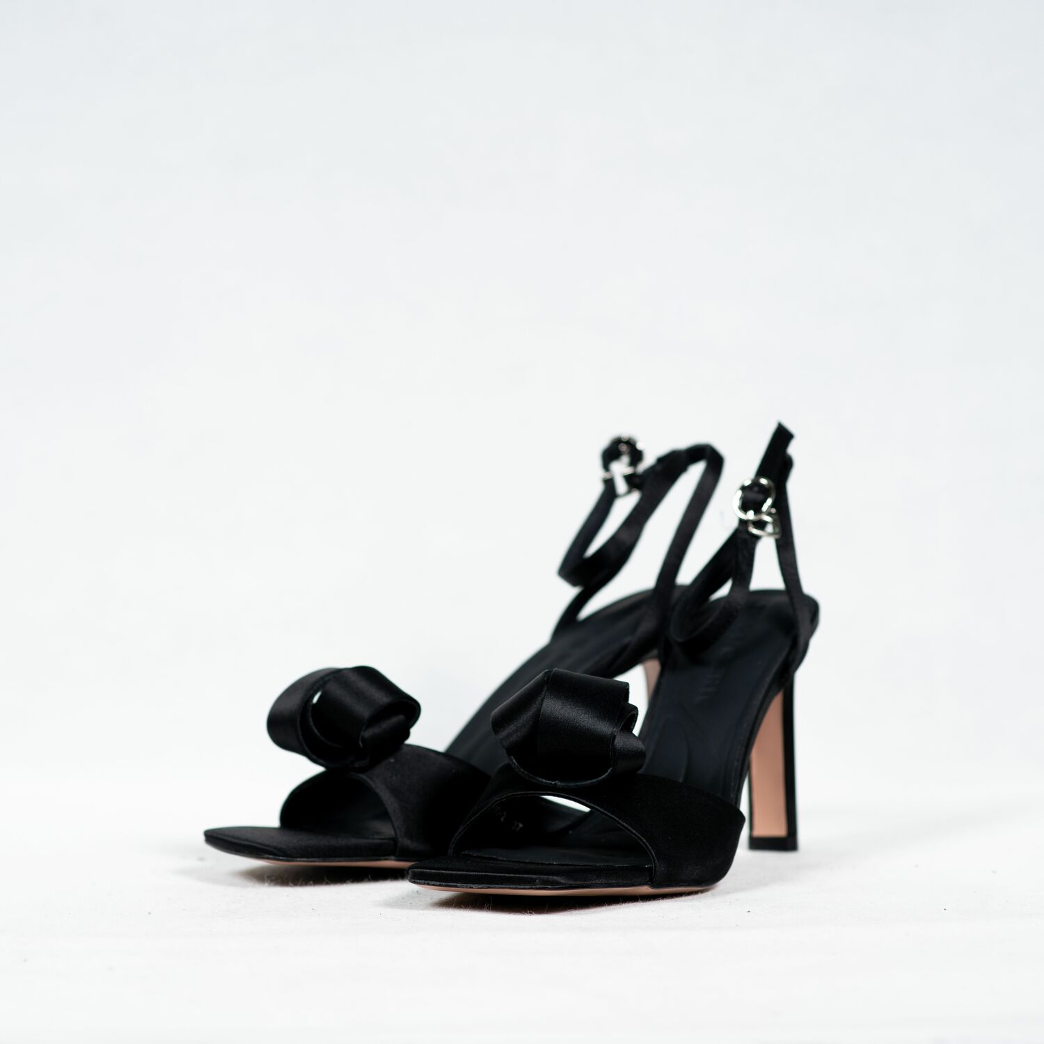 CINDY C ERIC WOMEN HEELED SANDALS