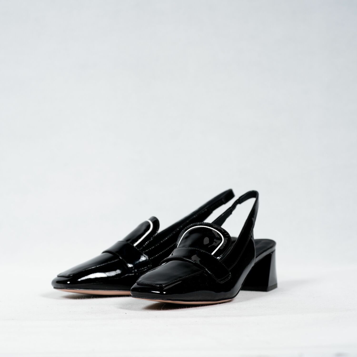 CINDY C ERIC WOMEN HEELED SANDALS