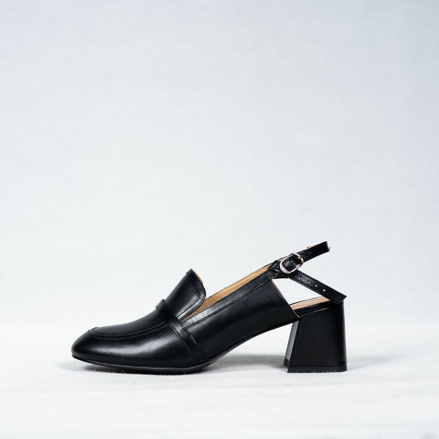 CINDY C ERIC WOMEN HEELED SANDALS