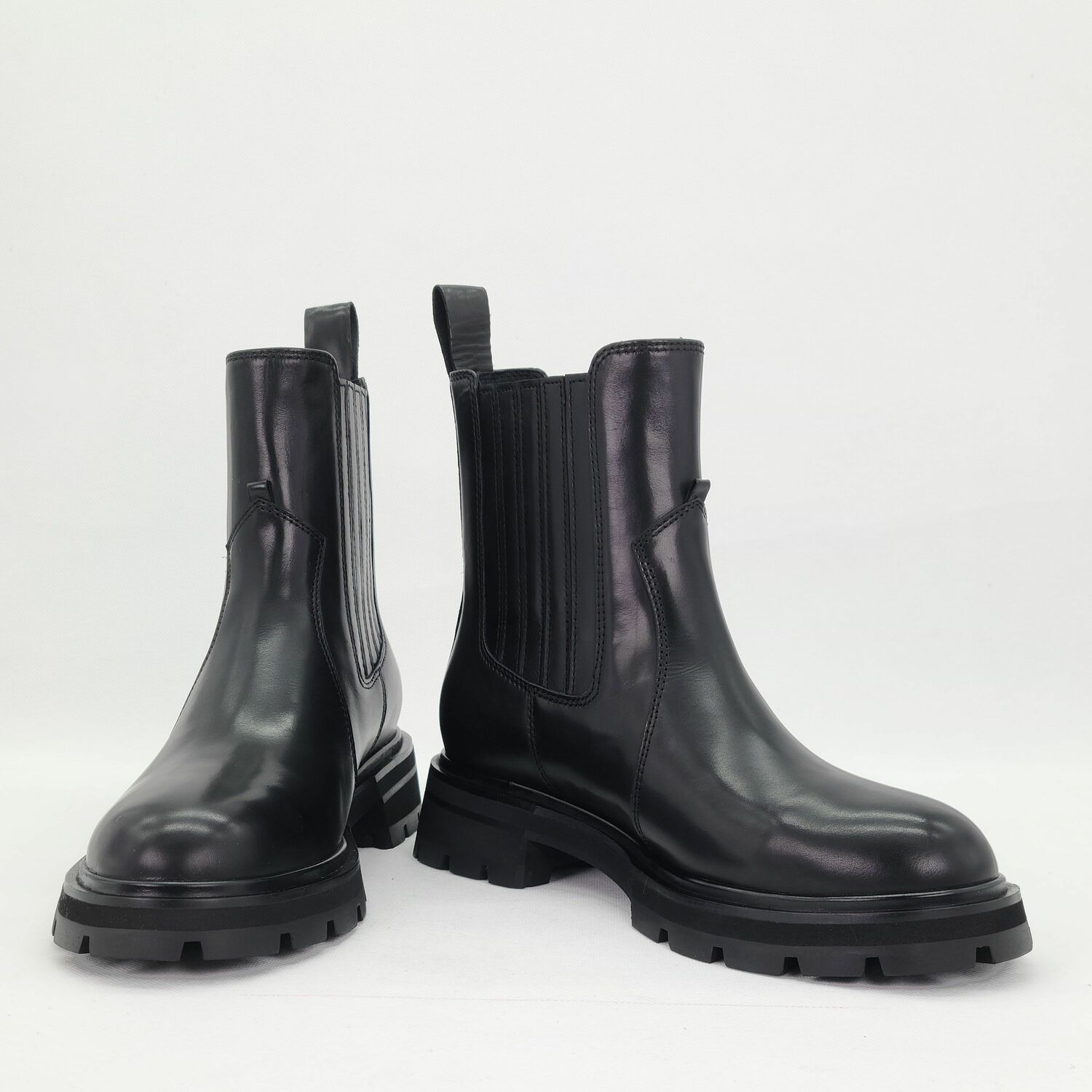 CINDY C ERIC WOMEN CHELSEA BOOTS