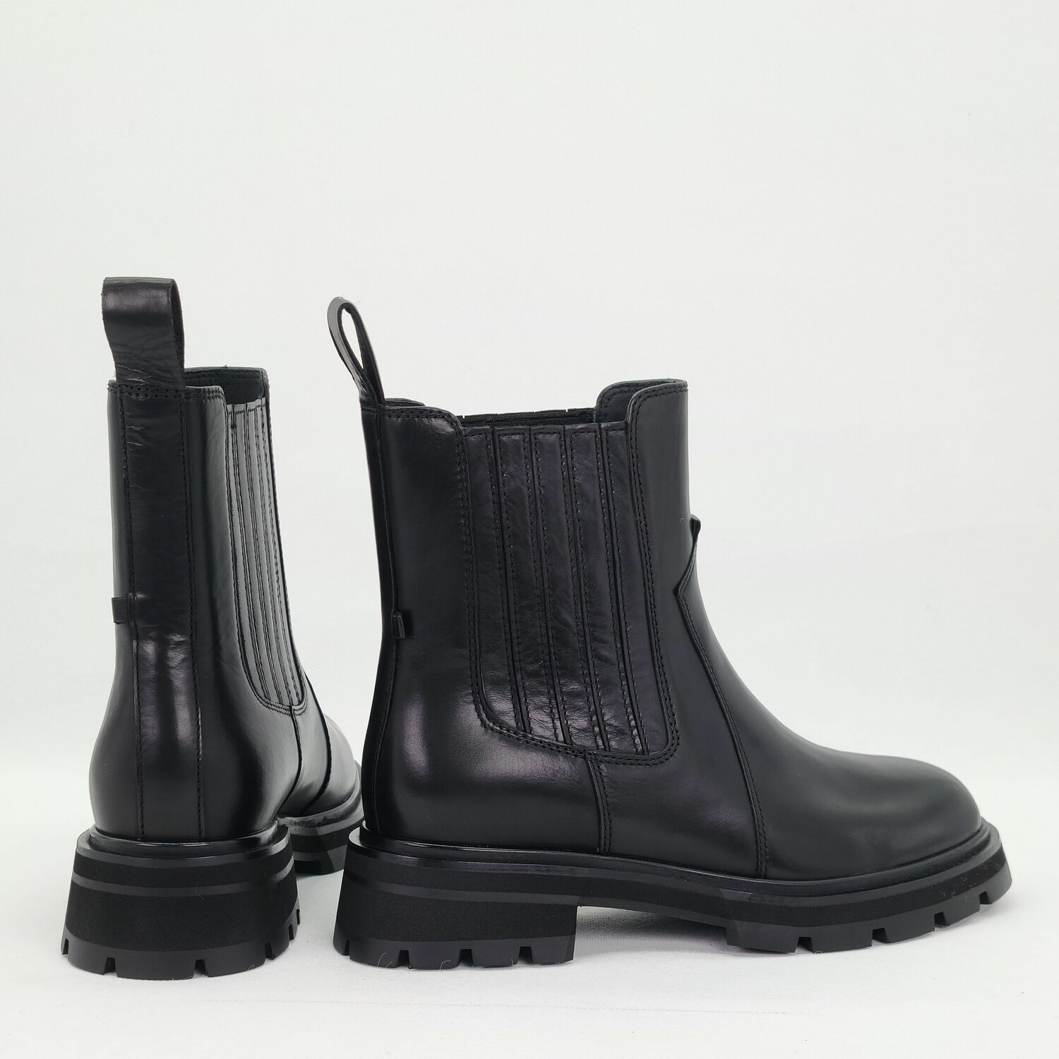 CINDY C ERIC WOMEN CHELSEA BOOTS