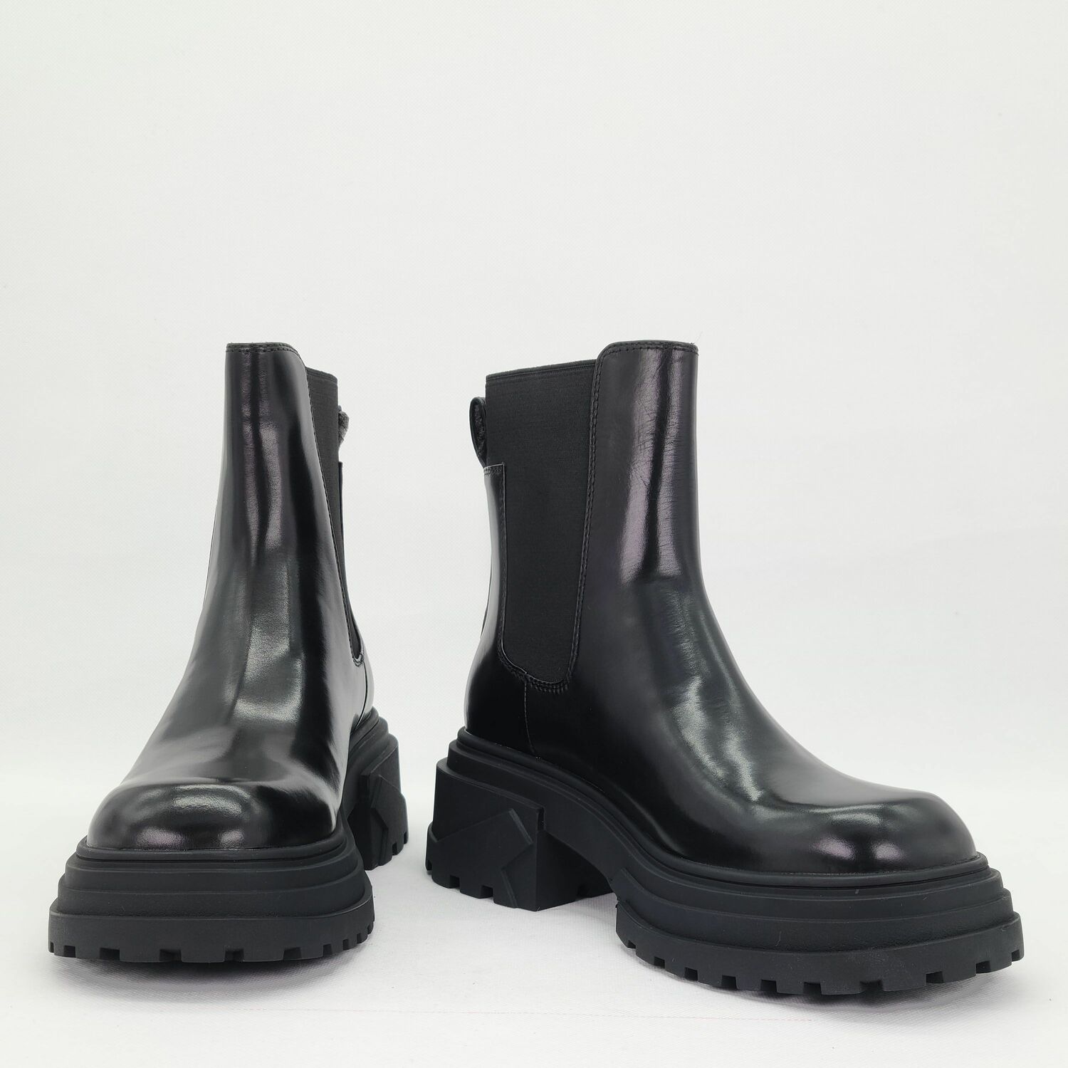 CINDY C ERIC WOMEN CHELSEA BOOTS