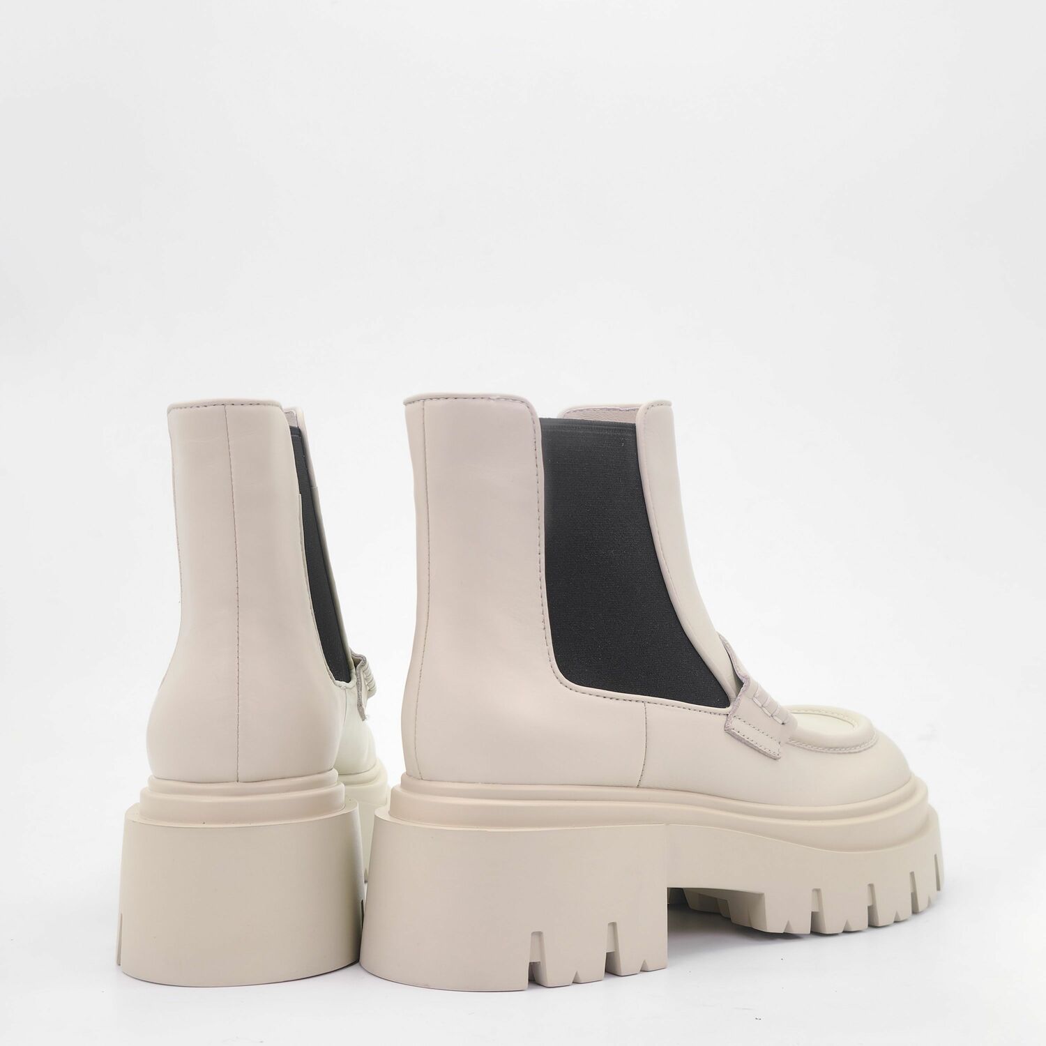 CINDY C ERIC WOMEN CHELSEA BOOTS