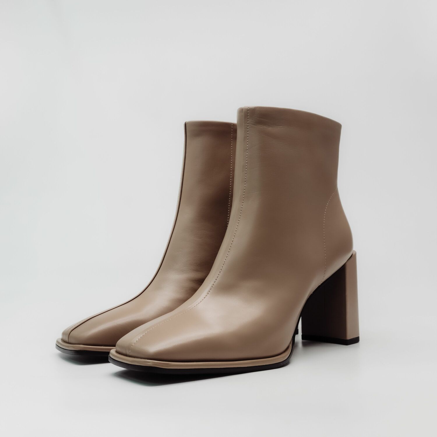 CINDY C ERIC ANKLE BOOTS