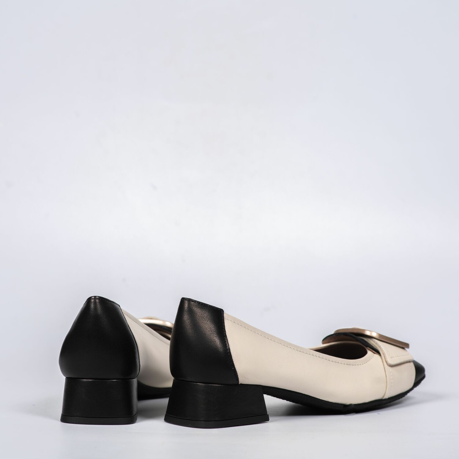 Hispanitas WOMEN LOAFERS