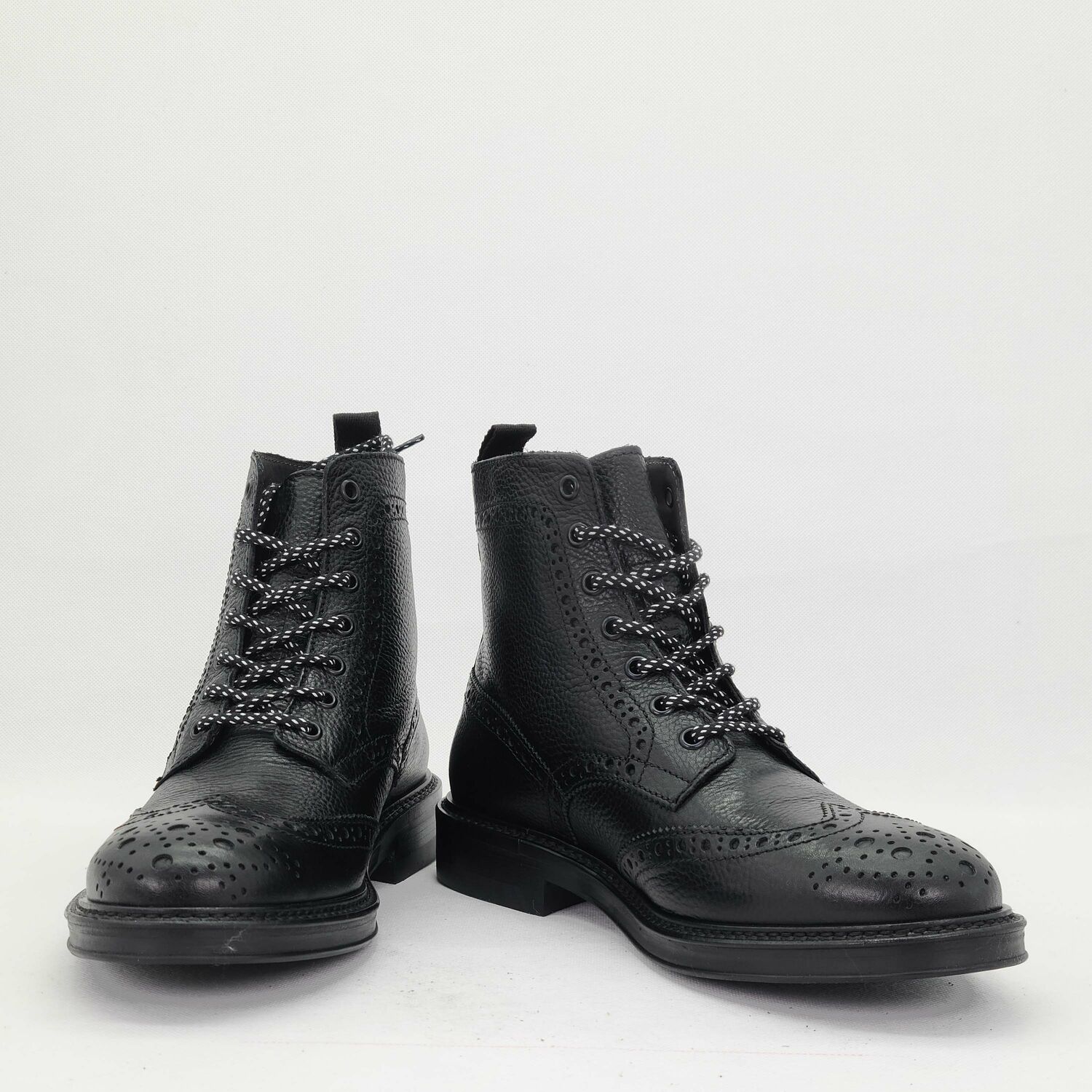 Marco Ferretti WINGTIP BOOTS