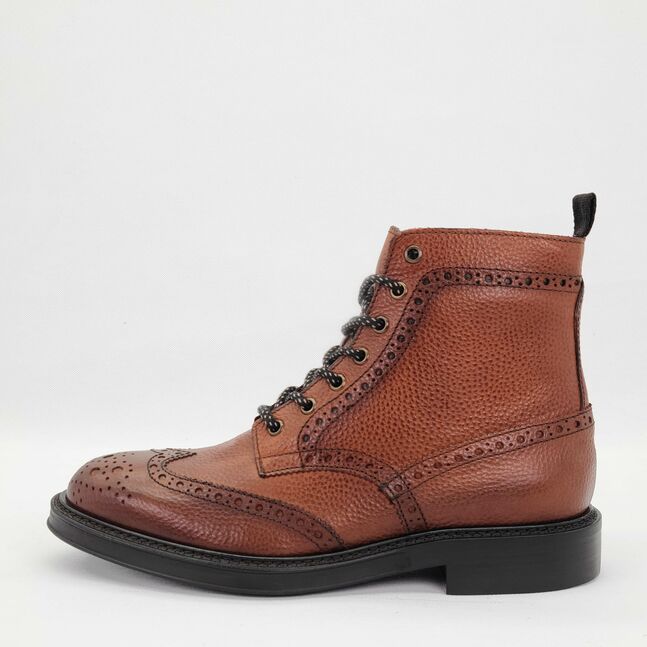 Marco Ferretti WINGTIP BOOTS