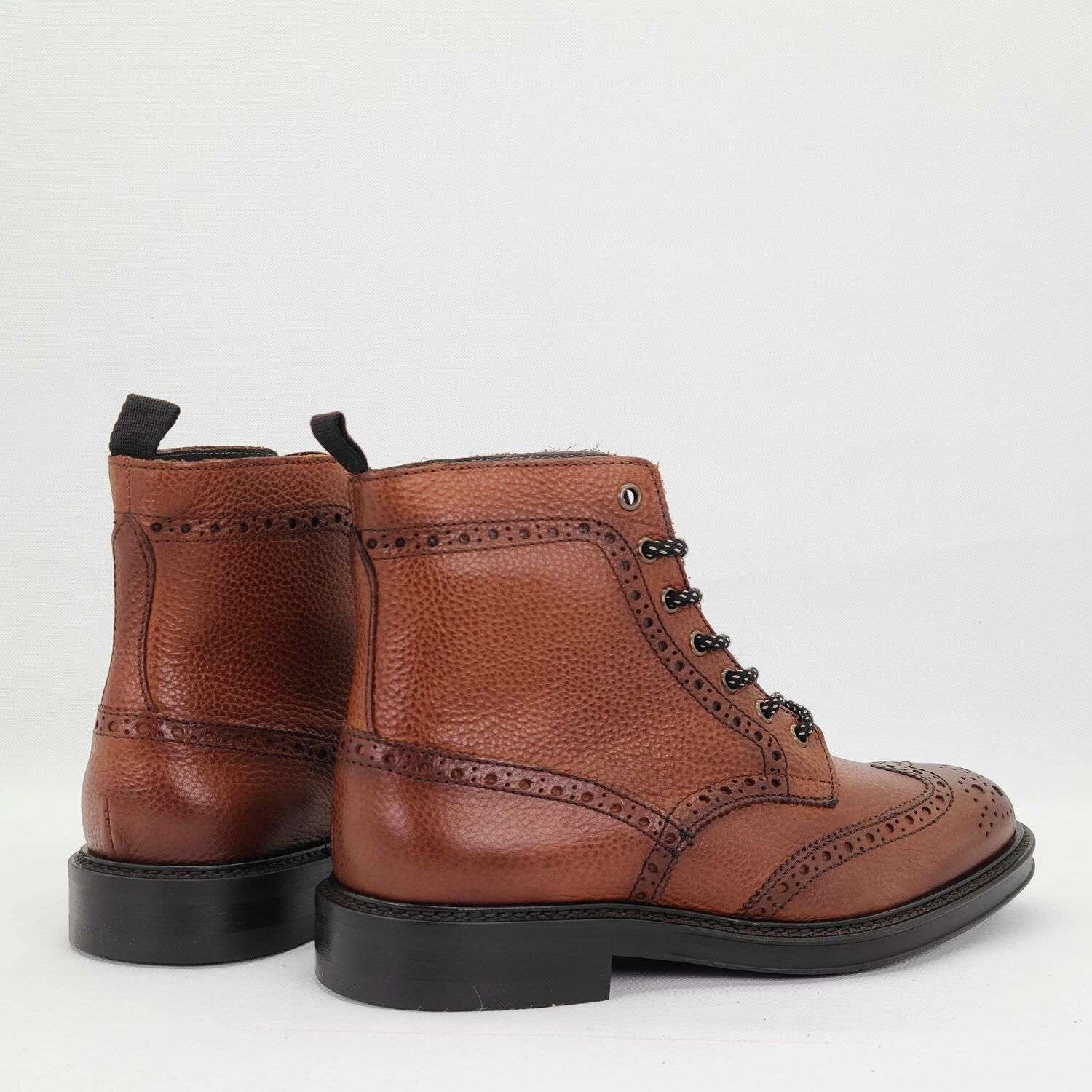 Marco Ferretti WINGTIP BOOTS