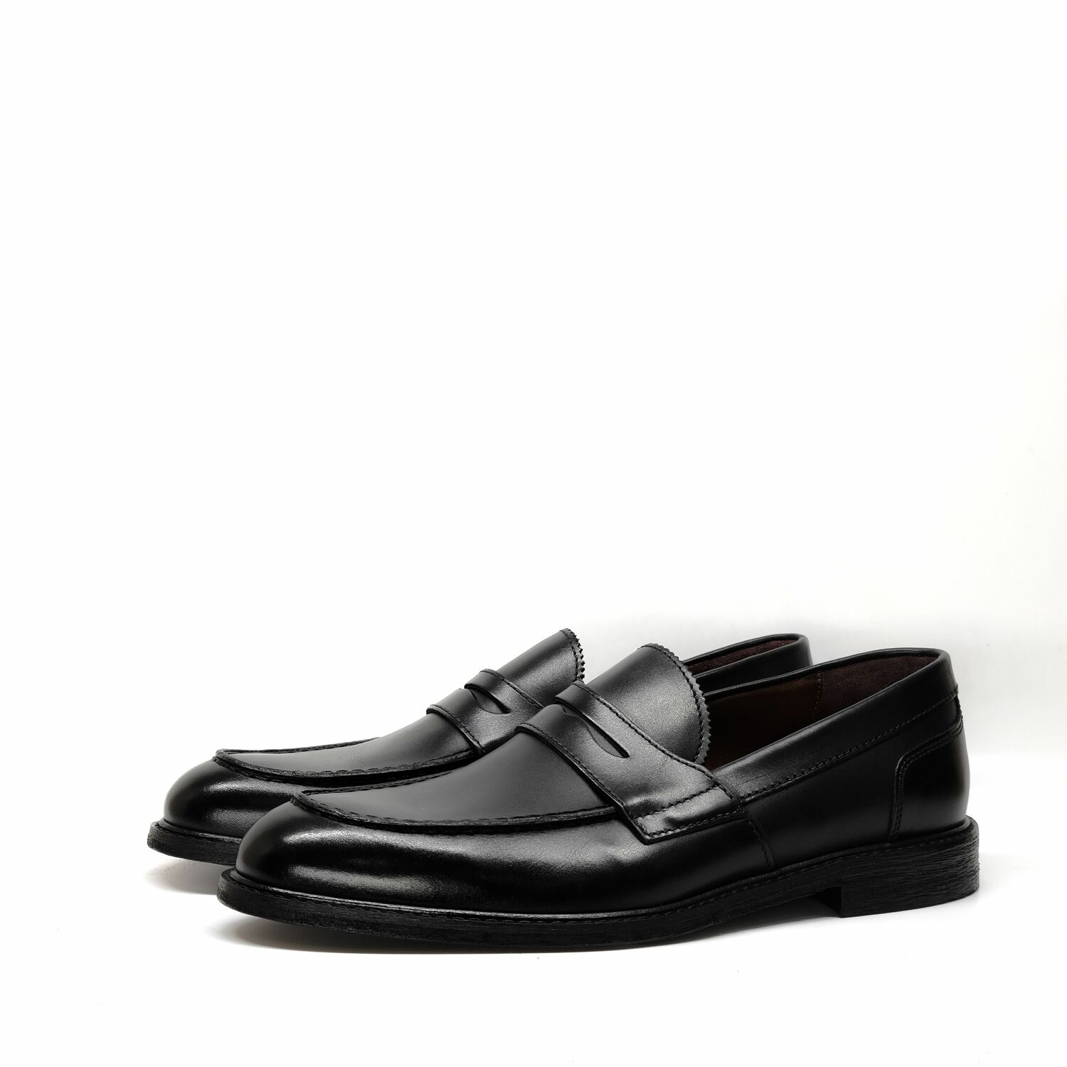 Marco Ferretti LOAFER SHOES