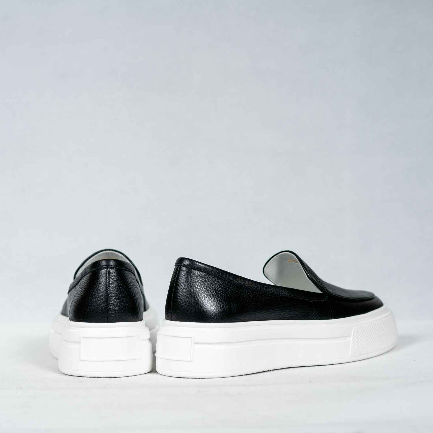 Sasha Fabiani WOMEN LOAFERS